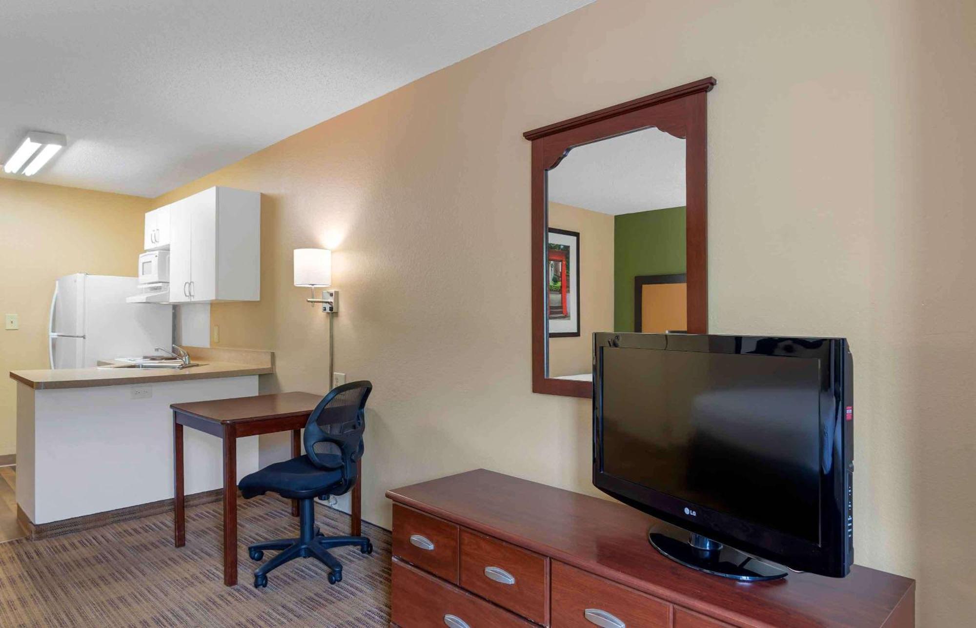 Extended Stay America Suites - Atlanta - Perimeter - Crestline Dunwoody Exteriör bild