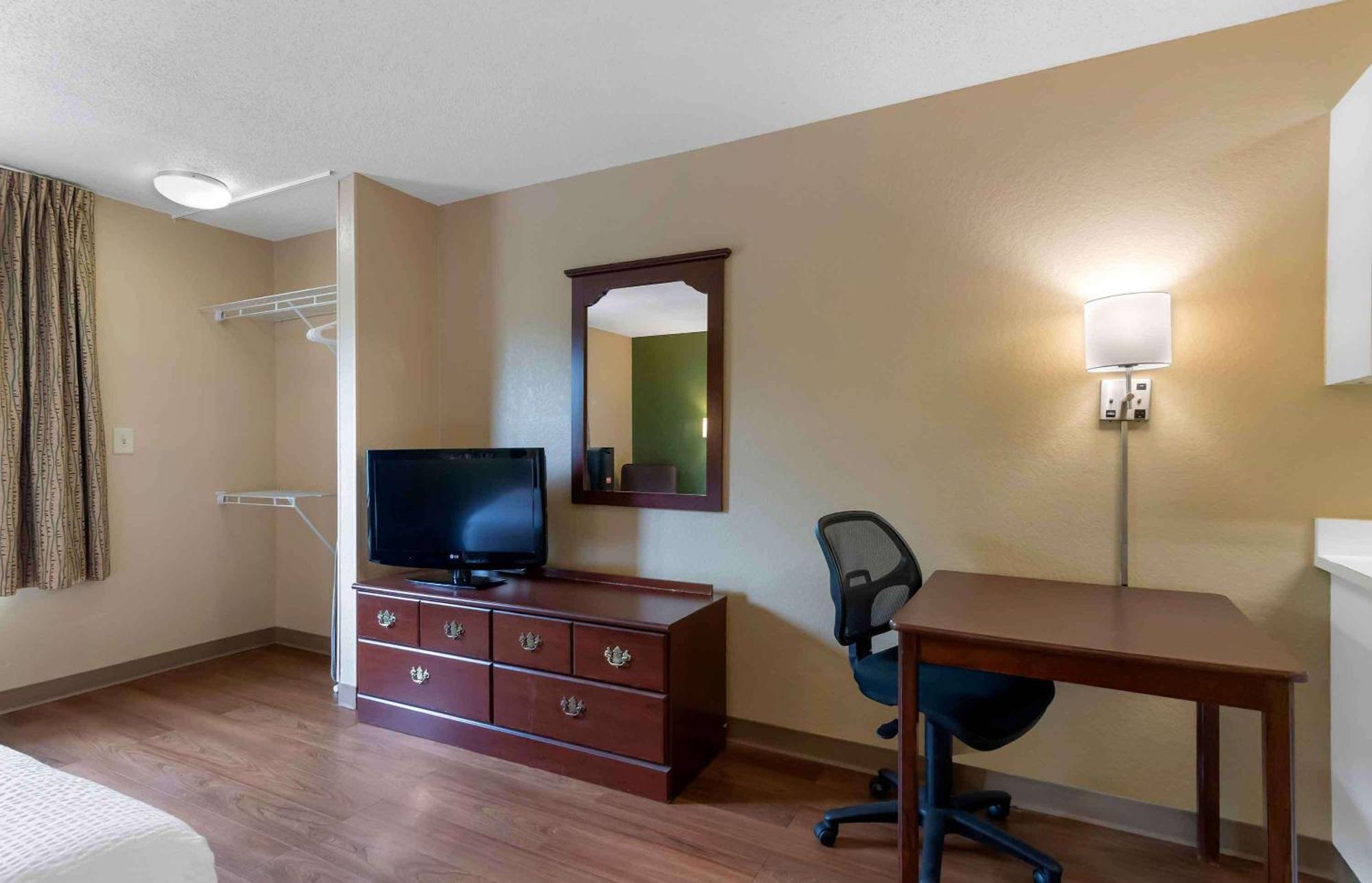 Extended Stay America Suites - Atlanta - Perimeter - Crestline Dunwoody Exteriör bild